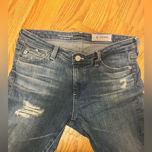 AG medium wash distressed ankle skinny Jean, size 28